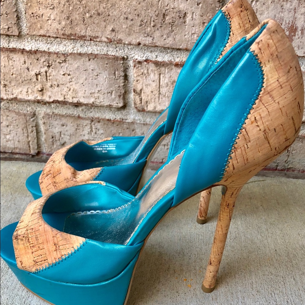 Bebe tan and teal heels
